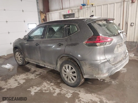 2019 Nissan Rogue SV with VIN KNMAT2MVXKP500593, listed as a IAAI auction lot 41355913 with 105,211 mi miles. Bid and sale history available at carsss.com. Image 3.