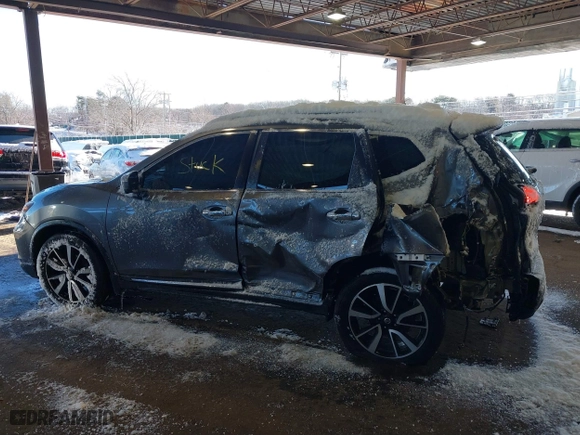 2017 Nissan Rogue SL with VIN 5N1AT2MV1HC764555, listed as a IAAI auction lot 41350873 with 72,388 mi miles. Bid and sale history available at carsss.com. Image 6.
