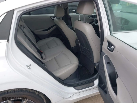 2018 Hyundai Ioniq Hybrid Limited with VIN KMHC85LC8JU092957, listed as a IAAI auction lot 41652652 with 94,943 mi miles. Bid and sale history available at carsss.com. Image 8.