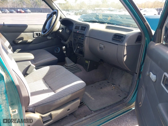 1996 Nissan Trucks 2WD XE with VIN 1N6SD16S2TC378459, listed as a IAAI auction lot 41319711 with 190,567 mi miles. Bid and sale history available at carsss.com. Image 5.