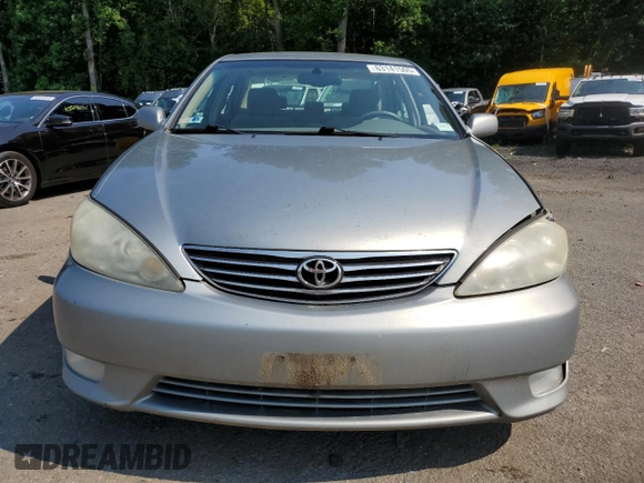 2005 Toyota Camry LE with VIN 4T1BE30K95U590370, listed as a Copart auction lot 63141505 with 238,510 mi miles and Salvage title. Bid and sale history available at DreamBid. Image 5.