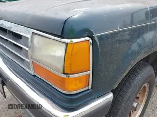 1993 Ford Explorer Eddie Bauer with VIN 1FMDU34X7PUC16649, listed as a IAAI auction lot 42714313 with 70,380 mi miles and . Bid and sale history available at DreamBid. Image 6.