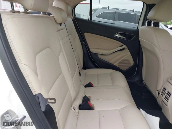 2020 Mercedes-Benz GLA with VIN W1NTG4EB4LU040730, listed as a IAAI auction lot 41339179 with 92,073 mi miles. Bid and sale history available at carsss.com. Image 8.