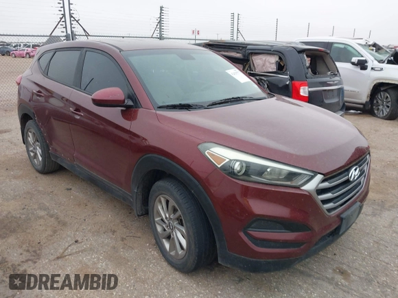 2017 Hyundai Tucson SE z VIN KM8J23A47HU431498, wystawiony jako IAAI lot #42425577 z przebiegiem 83 014 mil mil oraz . Historia ofert i sprzedaży dostępna na DreamBid. Obrazek 1.
