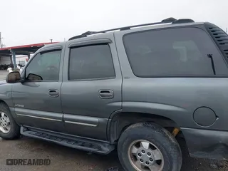 2002 Chevrolet Tahoe LT with VIN 1GNEC13Z02R243052, listed as a IAAI auction lot 41909540 with 360,010 mi miles. Bid and sale history available at carsss.com. Image 14.