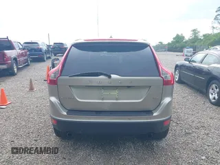 2013 Volvo XC60 T6 z VIN YV4902DZ5D2423949, wystawiony jako IAAI lot #42442938 z przebiegiem 126 108 mil mil oraz . Historia ofert i sprzedaży dostępna na DreamBid. Obrazek 16.