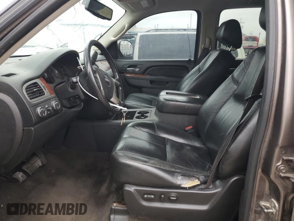 2012 GMC Yukon XL SLT with VIN 1GKS2KE75CR105108, listed as a Copart auction lot 45021015 with 241,894 mi miles and Clean Title. Bid and sale history available at carsss.com. Image 7.