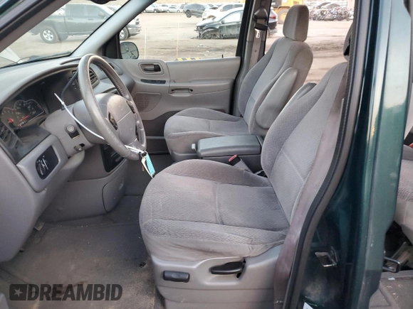 2000 Ford Windstar SE with VIN 2FMDA5249YBB33406, listed as a Copart auction lot 82792734 with 112,373 mi miles and Clean Title. Bid and sale history available at carsss.com. Image 7.
