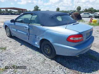 2004 Volvo C70 с VIN YV1NC63D04J047912, выставлен на аукционе IAAI как лот 42299881 с пробегом Не указан миль и . История ставок и продаж доступна на DreamBid. Изображение 3.