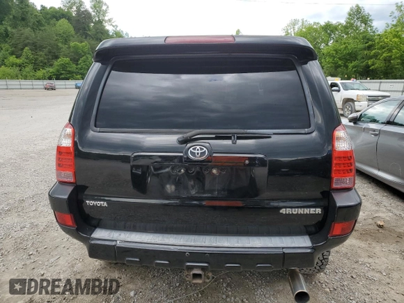 2004 Toyota 4Runner SR5 z VIN JTEBU14R040030242, wystawiony jako Copart lot #57831435 z przebiegiem 223 883 mil mil oraz Szkoda całkowita • Salvage title. Historia ofert i sprzedaży dostępna na DreamBid. Obrazek 6.