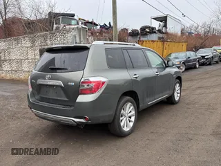2008 Toyota Highlander Hybrid with VIN JTEEW41A282023827, listed as a Copart auction lot 47398445 with 212,280 mi miles and Clean Title. Bid and sale history available at carsss.com. Image 4.