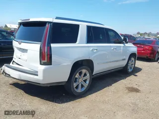 2016 Cadillac Escalade Platinum with VIN 1GYS4DKJ3GR422421, listed as a IAAI auction lot 41872635 with 62,526 mi miles. Bid and sale history available at carsss.com. Image 4.