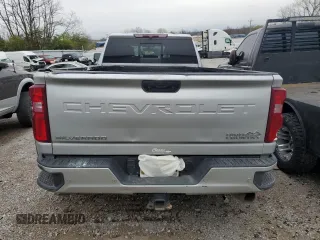2022 Chevrolet Silverado 3500HD High Country with VIN 1GC4YVEY0NF270579, listed as a Copart auction lot 80861624 with 0 mi miles and Salvage Title. Bid and sale history available at carsss.com. Image 6.
