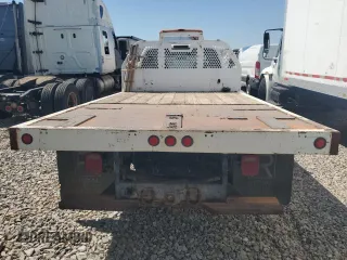 2007 Ford F-450 XL with VIN 1FDXW46P77EA80124, listed as a Copart auction lot 68305404 with Not Provided miles and Salvage Title. Bid and sale history available at carsss.com. Image 6.