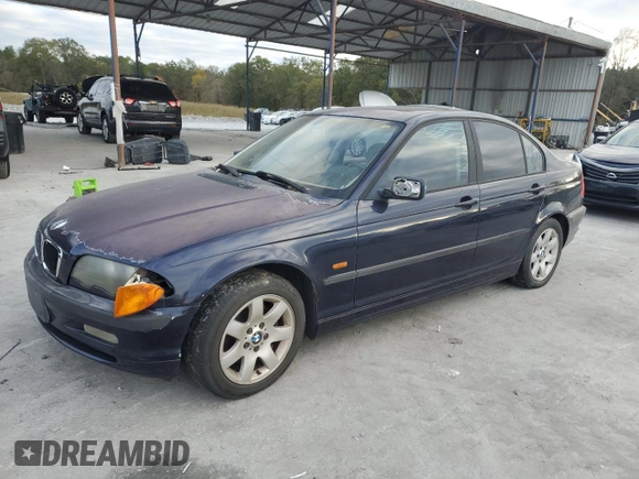 2001 BMW 3 Series 325i with VIN WBAAV33491FU89290, listed as a Copart auction lot 81671414 with 222,339 mi miles and Clean Title. Bid and sale history available at carsss.com. Image 1.