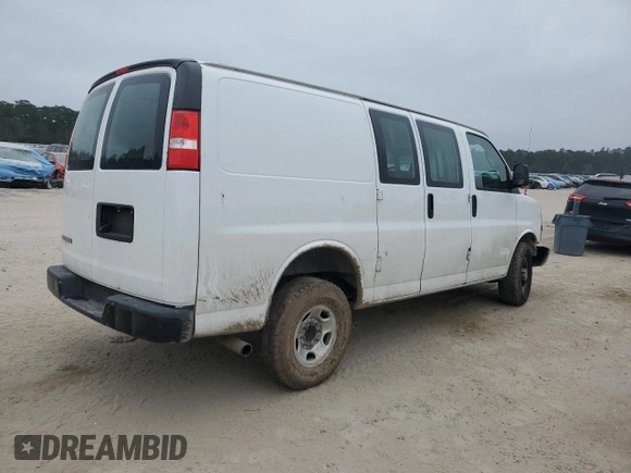 2021 Chevrolet Express Cargo with VIN 1GCWGAFP2M1217923, listed as a Copart auction lot 44116785 with 277,325 mi miles and Salvage title. Bid and sale history available at DreamBid. Image 3.