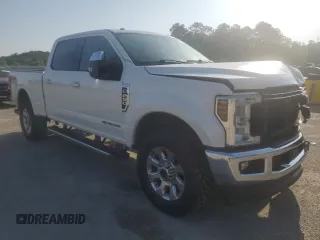 2018 Ford F-250 XL z VIN 1FT7W2BT9JEB21274, wystawiony jako Copart lot #52184465 z przebiegiem 205 296 mil mil oraz Szkoda całkowita • Salvage title. Historia ofert i sprzedaży dostępna na DreamBid. Obrazek 4.
