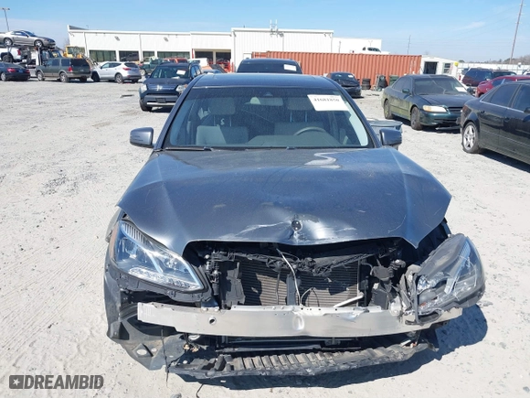 2016 Mercedes-Benz E-Class E 350 Sport with VIN WDDHF5KB5GB226231, listed as a IAAI auction lot 41681850 with 88,221 mi miles. Bid and sale history available at carsss.com. Image 13.