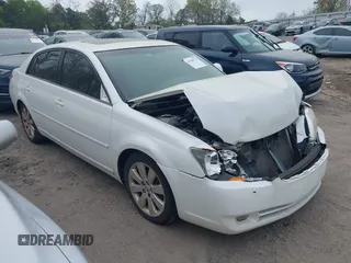 2006 Toyota Avalon XL with VIN 4T1BK36B46U156732, listed as a IAAI auction lot 41946773 with 203,343 mi miles. Bid and sale history available at carsss.com. Image 1.