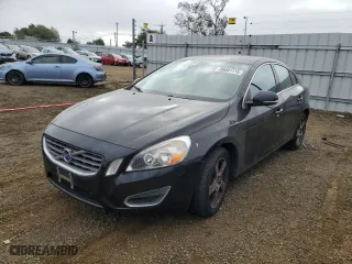 2012 Volvo S60 T5 with VIN YV1622FS7C2140817, listed as a Copart auction lot 89001115 with 97,569 mi miles and Salvage Title. Bid and sale history available at carsss.com. Image 1.