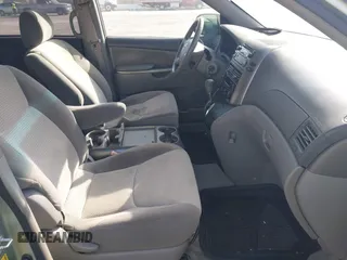 2008 Toyota Sienna with VIN 5TDZK23C18S150789, listed as a IAAI auction lot 42228393 with 113,546 mi miles and . Bid and sale history available at DreamBid. Image 5.