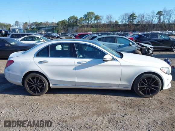 2018 Mercedes-Benz C 300 z VIN WDDWF4KB7JR351702, wystawiony jako IAAI lot #41979629 z przebiegiem 110 799 mil mil oraz . Historia ofert i sprzedaży dostępna na DreamBid. Obrazek 13.