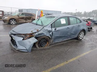 2021 Toyota Corolla LE with VIN 5YFEPMAE8MP242968, listed as a IAAI auction lot 41620339 with 56,752 mi miles and . Bid and sale history available at DreamBid. Image 17.