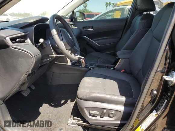 2023 Toyota Corolla Cross XLE с VIN 7MUDAABG9PV076750, выставлен на аукционе Copart как лот 51434765 с пробегом Не указан миль и Списание • Salvage title. История ставок и продаж доступна на DreamBid. Изображение 7.