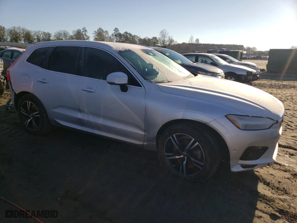 2019 Volvo XC60 R-Design with VIN LYVA22RM8KB183816, listed as a Copart auction lot 67959672 with 34,682 mi miles. Bid and sale history available at carsss.com. Image 4.