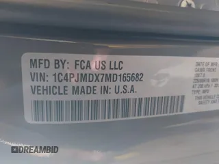 2021 Jeep Cherokee Limited with VIN 1C4PJMDX7MD165682, listed as a IAAI auction lot 39691189 with 47,112 mi miles and . Bid and sale history available at DreamBid. Image 9.