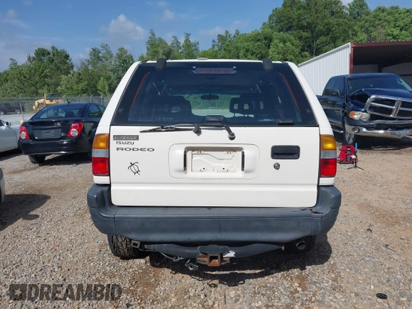 1998 Isuzu Rodeo with VIN 4S2CK58D3W4301606, listed as a IAAI auction lot 42453329 with 219,433 mi miles and . Bid and sale history available at DreamBid. Image 16.