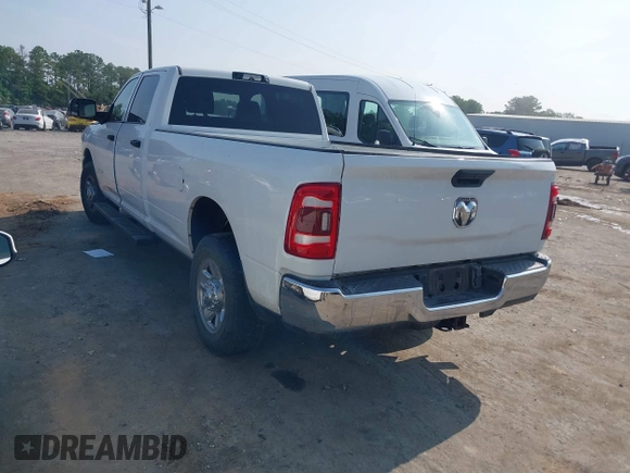 2022 Ram 2500 Tradesman with VIN 3C6UR4HJ2NG208791, listed as a IAAI auction lot 42428957 with 70,960 mi miles and . Bid and sale history available at DreamBid. Image 3.