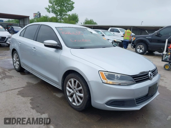 2013 Volkswagen Jetta SE with VIN 3VWDX7AJXDM373706, listed as a IAAI auction lot 42161655 with 202,471 mi miles and . Bid and sale history available at DreamBid. Image 1.