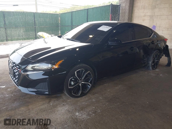 2024 Nissan Altima SR with VIN 1N4BL4CV2RN410920, listed as a IAAI auction lot 42474952 with 23,587 mi miles and . Bid and sale history available at DreamBid. Image 18.