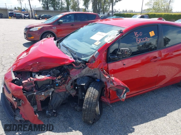 2020 Toyota Prius L Eco z VIN JTDKARFU0L3109596, wystawiony jako IAAI lot #41950366 z przebiegiem Nie podano mil oraz . Historia ofert i sprzedaży dostępna na DreamBid. Obrazek 6.
