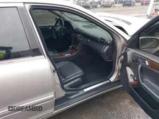 2007 Mercedes-Benz C 280 Luxury with VIN WDBRF92H27F882209, listed as a IAAI auction lot 41834105 with 174,656 mi miles and . Bid and sale history available at DreamBid. Image 5.