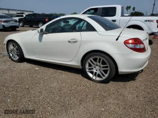 2007 Mercedes-Benz SLK-Class 3.0L with VIN WDBWK54F97F147407, listed as a Copart auction lot 51713315 with 83,872 mi miles and Salvage Title. Bid and sale history available at carsss.com. Image 2.