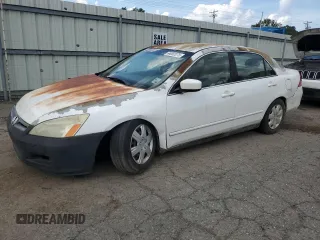 2007 Honda Accord LX with VIN 3HGCM564X7G704142, listed as a Copart auction lot 64002075 with 300,376 mi miles and Clean title. Bid and sale history available at DreamBid. Image 1.