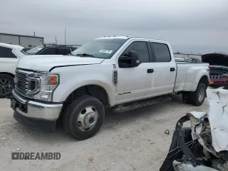 2022 Ford F-350 XL with VIN 1FT8W3DT5NEC61142, listed as a Copart auction lot 44922775 with 132,348 mi miles and Salvage Title. Bid and sale history available at DreamBid. Image 1.