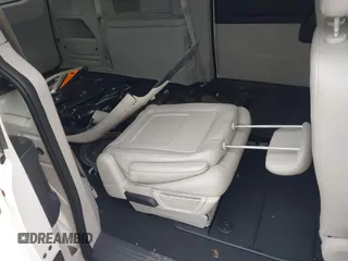 2008 Dodge Grand Caravan SXT with VIN 2D8HN54P88R706791, listed as a IAAI auction lot 42019935 with 222,835 mi miles and . Bid and sale history available at DreamBid. Image 8.