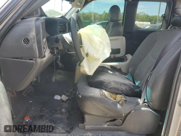 2004 Chevrolet Silverado 1500 Work Truck with VIN 1GCEC19V54E395559, listed as a Copart auction lot 48178315 with 0 mi miles and Salvage Title. Bid and sale history available at carsss.com. Image 7.