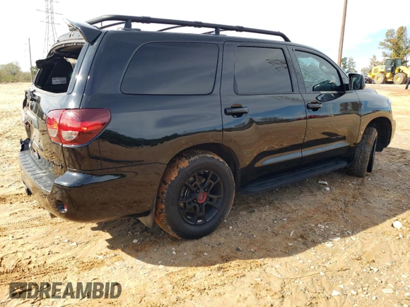 2020 Toyota Sequoia SR5 with VIN 5TDBY5G11LS175808, listed as a Copart auction lot 67986122 with 82,449 mi miles. Bid and sale history available at carsss.com. Image 3.