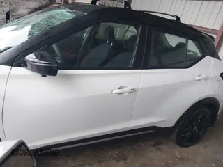 2024 Nissan Kicks SR with VIN 3N1CP5DV7RL477815, listed as a IAAI auction lot 41711502 with 17,198 mi miles and . Bid and sale history available at DreamBid. Image 14.