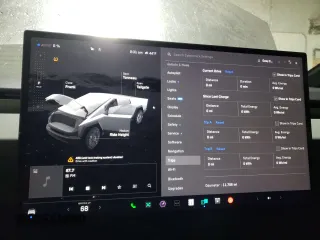 2024 Tesla Cybertruck с VIN 7G2CEHED2RA025693, выставлен на аукционе Copart как лот 45351295 с пробегом 11 786 миль миль и Списание • Salvage title. История ставок и продаж доступна на DreamBid. Изображение 9.