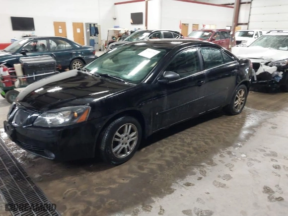 2006 Pontiac G6 6-Cyl with VIN 1G2ZG558764275630, listed as a IAAI auction lot 41446766 with NaN miles. Bid and sale history available at carsss.com. Image 2.