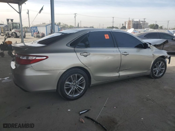 2015 Toyota Camry XLE with VIN 4T1BF1FK4FU938246, listed as a Copart auction lot 78958044 with 204,262 mi miles and Salvage Title. Bid and sale history available at carsss.com. Image 3.