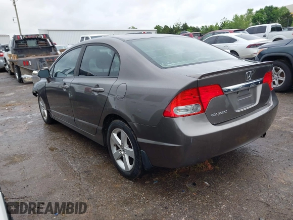 2010 Honda Civic LX-S z VIN 19XFA1F60AE070633, wystawiony jako IAAI lot #42205266 z przebiegiem 217 467 mil mil oraz . Historia ofert i sprzedaży dostępna na DreamBid. Obrazek 3.