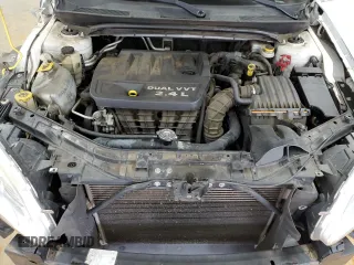 2013 Chrysler 200 LX with VIN 1C3CCBAB9DN761882, listed as a Copart auction lot 85113374 with 164,102 mi miles and Salvage Title. Bid and sale history available at carsss.com. Image 13.