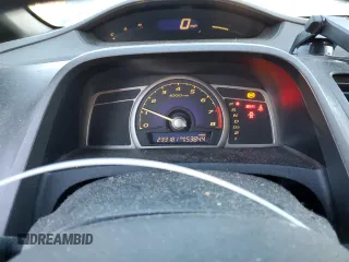 2006 Honda Civic LX z VIN 1HGFA16556L058534, wystawiony jako Copart lot #44396645 z przebiegiem 233 181 mil mil oraz Szkoda całkowita • Salvage title. Historia ofert i sprzedaży dostępna na DreamBid. Obrazek 9.