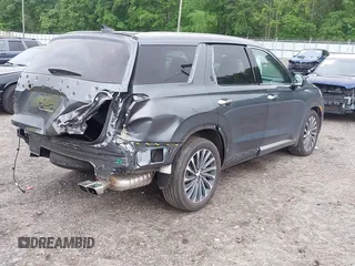 2024 Hyundai Palisade Calligraphy z VIN KM8R7DGE5RU806672, wystawiony jako IAAI lot #42119069 z przebiegiem 8 325 mil mil oraz . Historia ofert i sprzedaży dostępna na DreamBid. Obrazek 4.